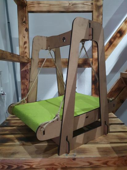 Yeşil Ahşap Kedi Salıncağı 52 x 36 x 47 cm